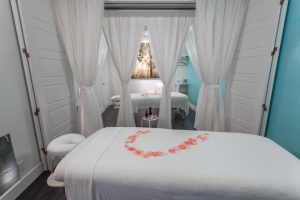 diVINE SPA Massage and Facial in Naples, FL